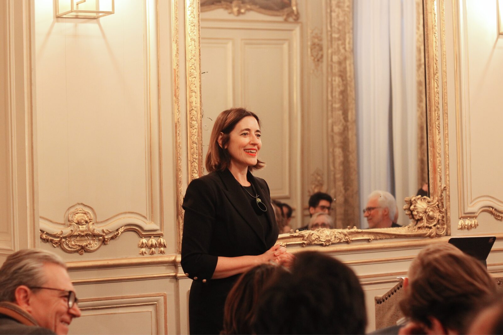 Caroline Aubert, Présidente-Fondatrice, s’adresse aux membres du Cercle Ysée